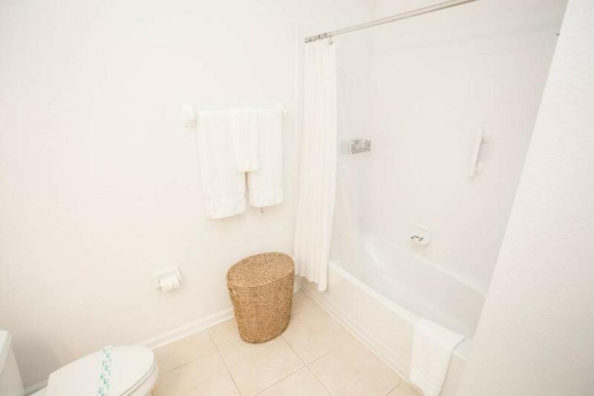 Modern Vacation Apartment With A Lake View At Vista Cay Resort Vc4816 Орландо Экстерьер фото