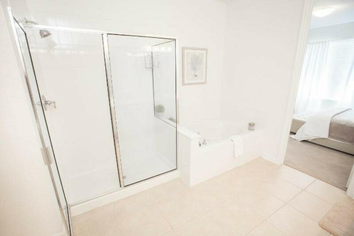 Modern Vacation Apartment With A Lake View At Vista Cay Resort Vc4816 Орландо Экстерьер фото